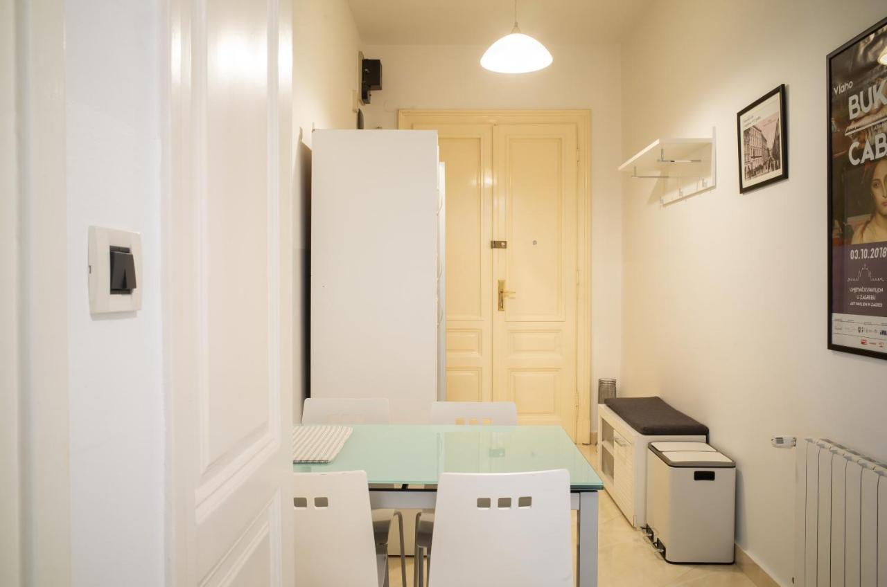 Apartment Korina - City Center Zagreb Bagian luar foto
