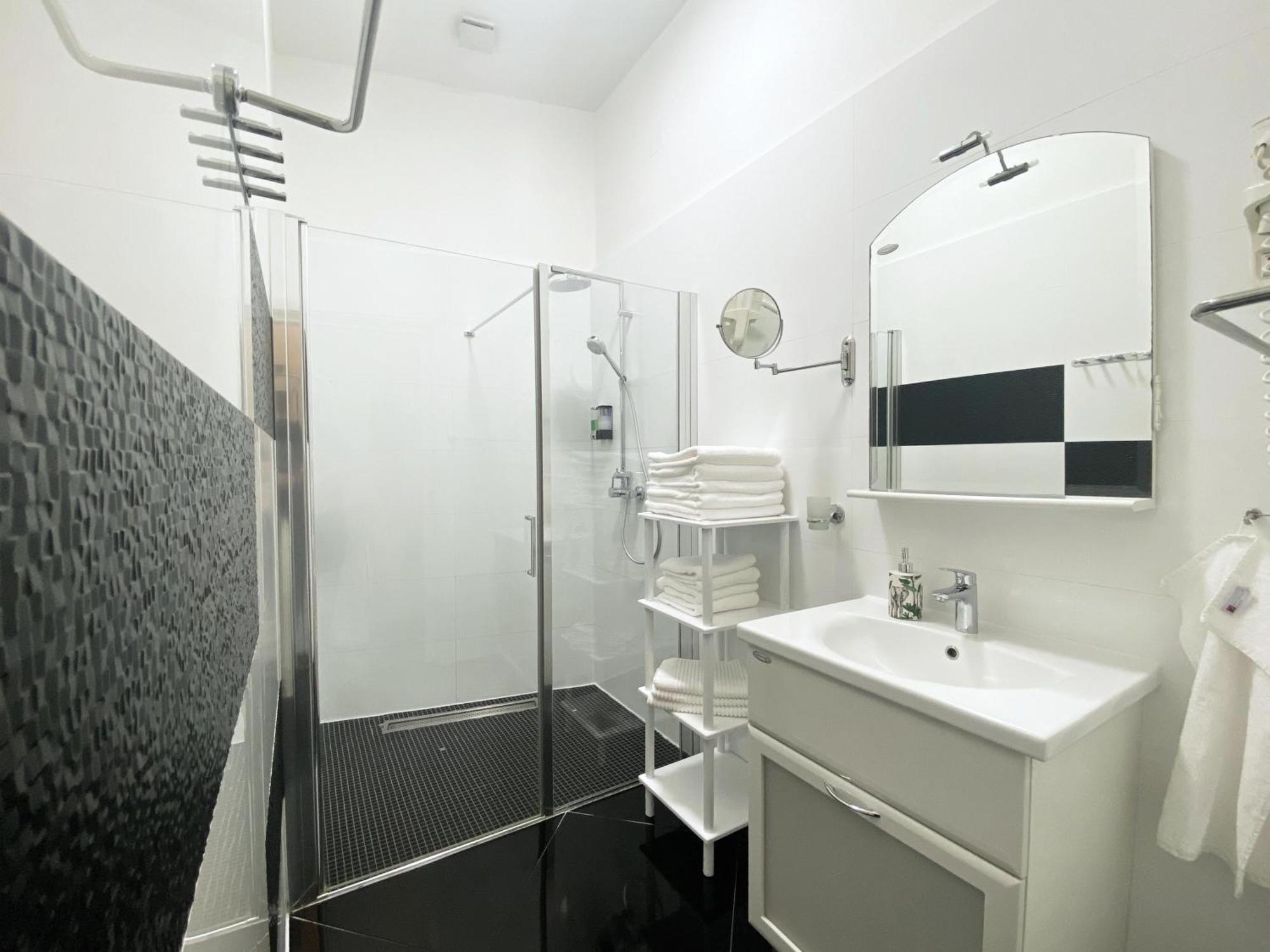 Apartment Korina - City Center Zagreb Bagian luar foto